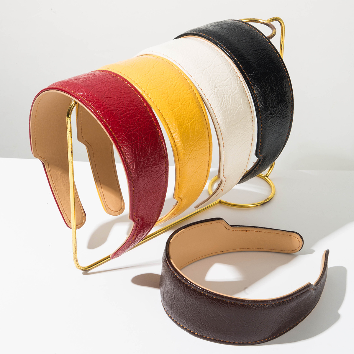 Leatherwork Pony - Diadema de cuero elegante de estilo