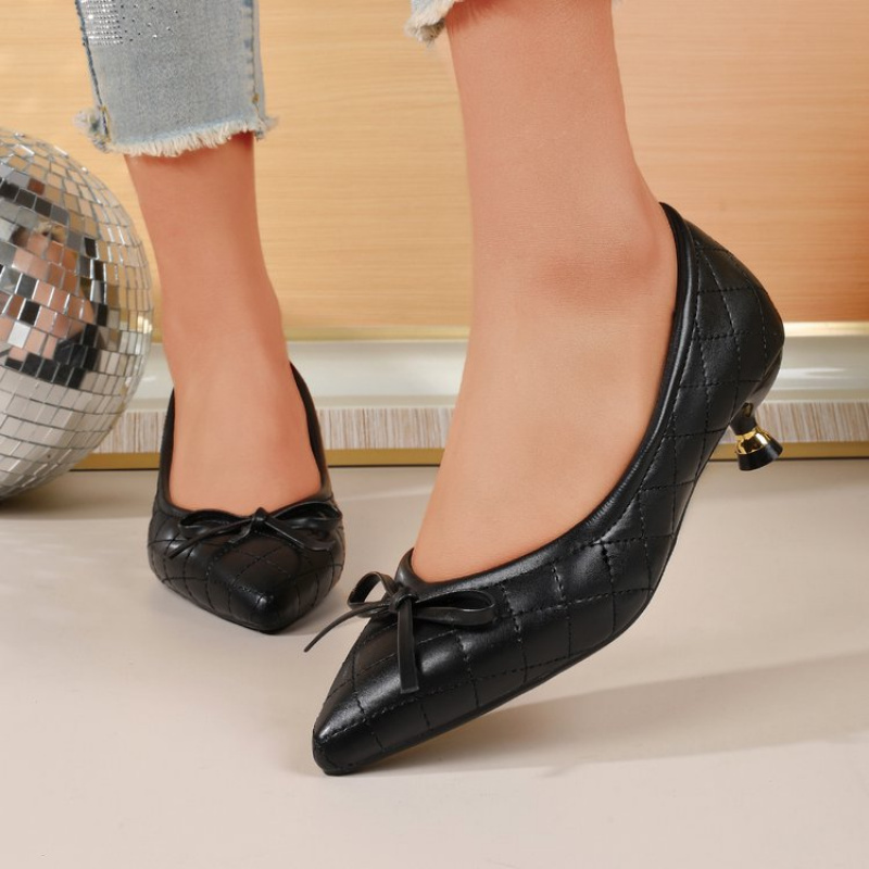Tacones Kitten Punto Punta Moñ - For Leather Work reseña y precio